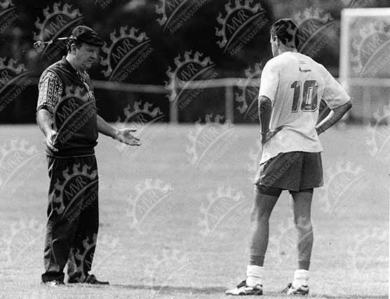 1998 - Cuauhtémoc Blanco con Manuel Lapuente